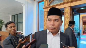 Dewan Minta Sebelum Lebaran Gaji Guru Honorer Dibayar